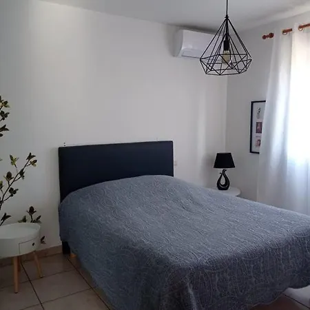 Villa Dans Les Hauteurs De *