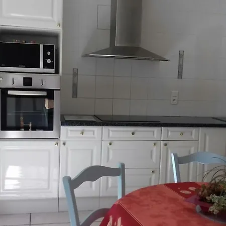 Dans Les Hauteurs De Villa *